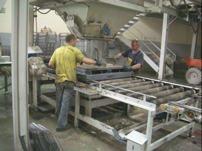 Installation concrete gutters, block making machines Rometa Installation concrete gutters, block making machines Rometa