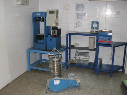 Laboratory Forlab, resistance aggregates. Block making machines