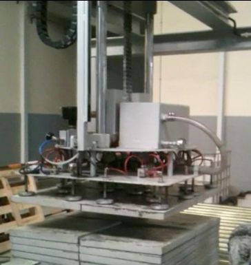 Concrete plate palletizing, block making machines Rometa