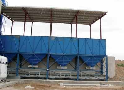 Aggregate moisture control, block making machines Rometa