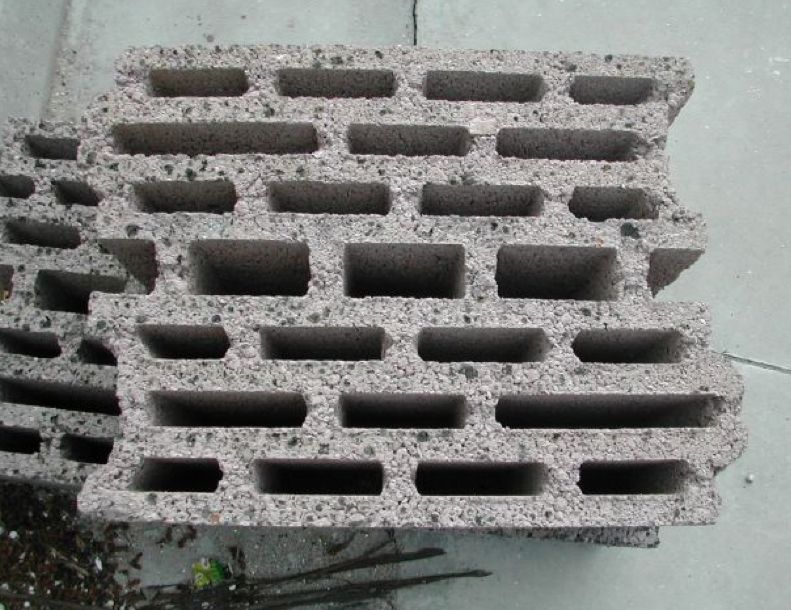 Thermic insulation block multicamera